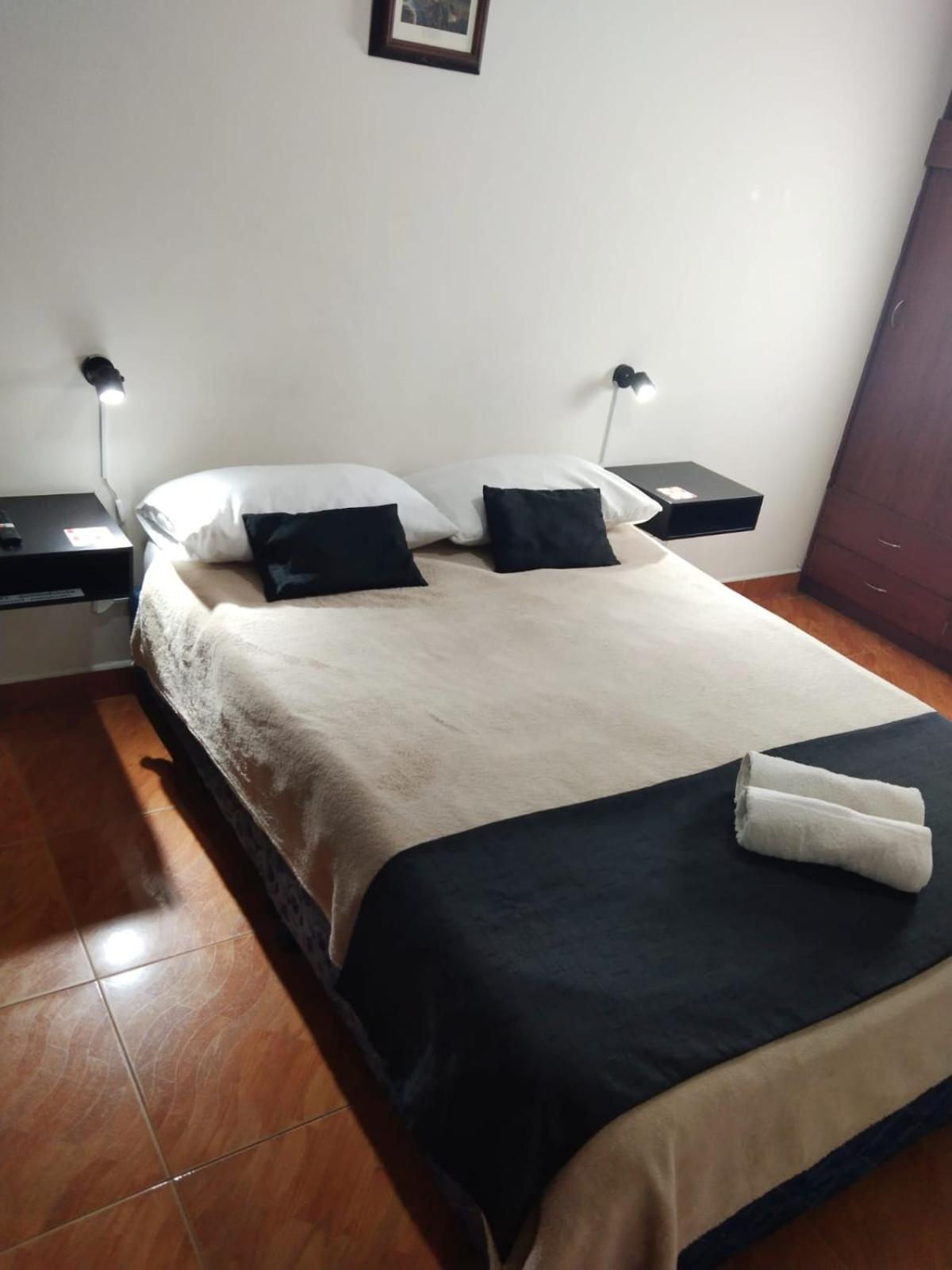 Habitaciones Cerca Al Aeropuerto Centro Y Centro Conecta Embajada Americana Bogotá Eksteriør bilde